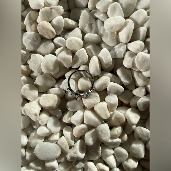 Ring - Picture 13 of 13